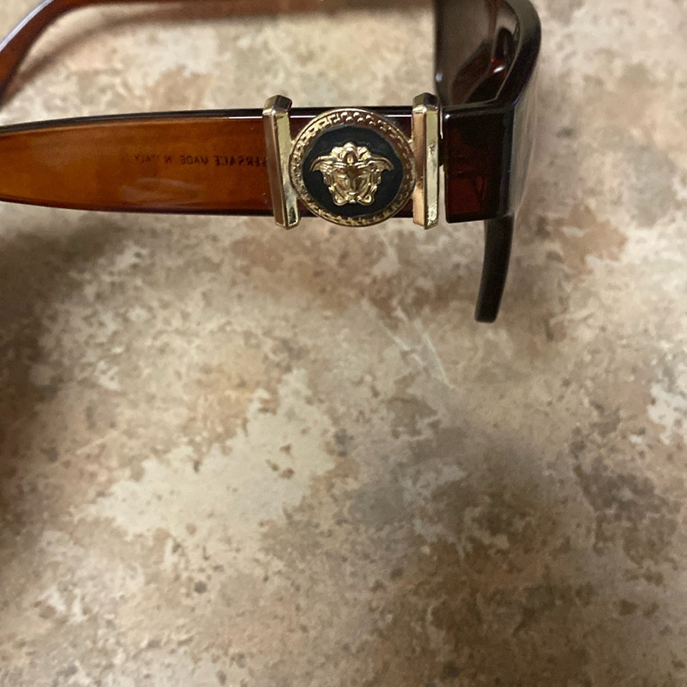 VERSACE SUN GLASSES FROM THE 90’S